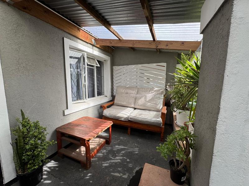 7 Bedroom Property for Sale in Grassy Park Western Cape